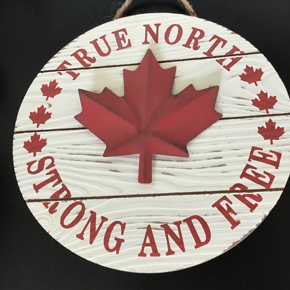 Canada Day Door Hangar / Wall Hangar - Picture 1 of 1